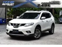 2015 Nissan X-TRAIL 2.5 (ปี 14-20) V 4WD SUV
