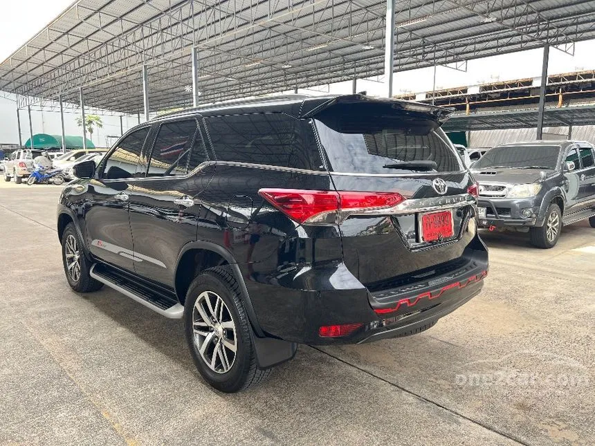 2019 Toyota FORTUNER V SUV