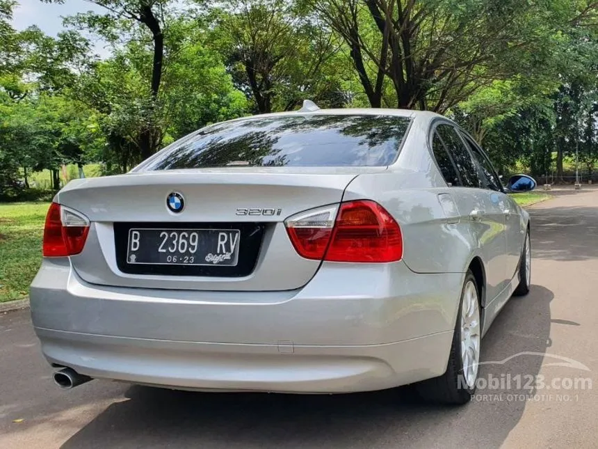 Jual Mobil BMW 320i 2008 2.0 di Banten Automatic Sedan Silver Rp 130. ...