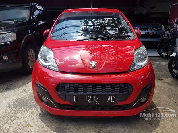 Peugeot Mobil bekas  dijual di Bandung Jawa  barat  