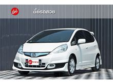 2013 Honda Jazz 1.3 (ปี 08-14) Hybrid Hatchback AT