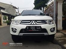 Mitsubishi Pajero Sport 2.5 AT Dakar 4X4 Putih 2014