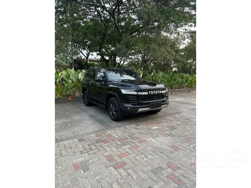 2023 Toyota Land Cruiser 300 GR-S SUV