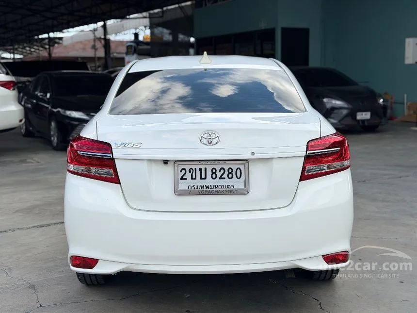 2022 Toyota VIOS Mid Sedan
