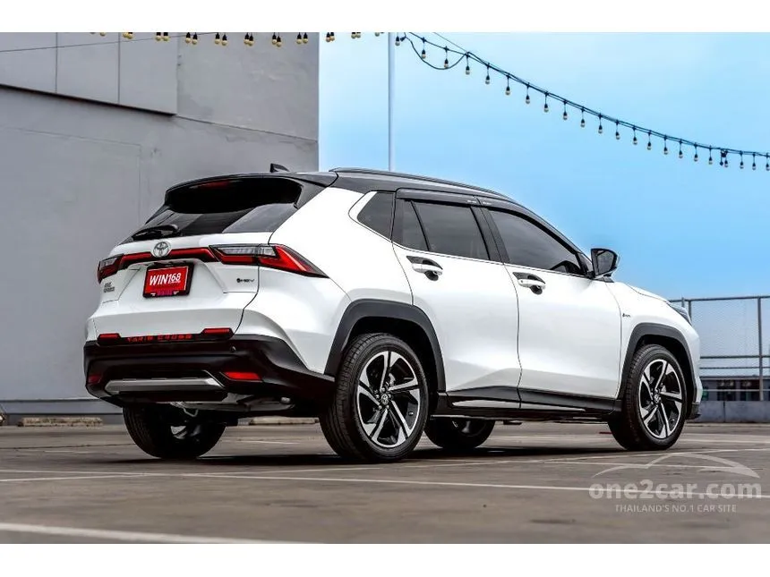 2025 Toyota Yaris Cross HEV Premium Luxury SUV