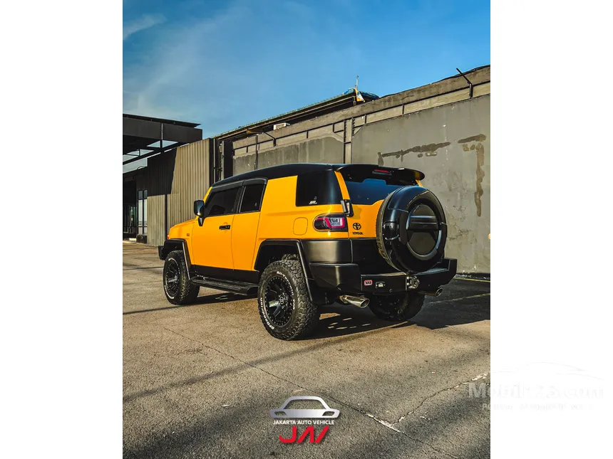 2017 Toyota FJ Cruiser SUV