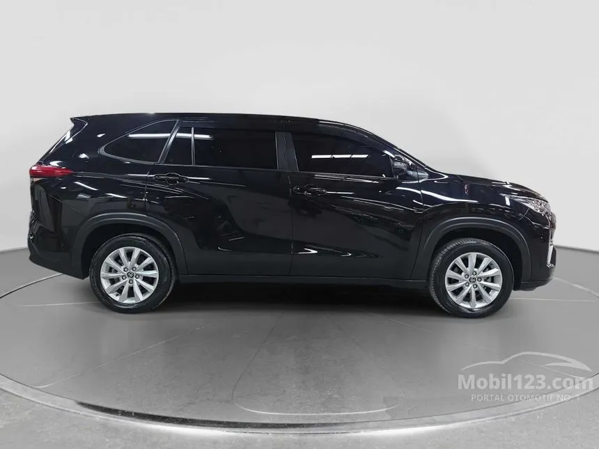 2022 Toyota Kijang Innova Zenix V (Non Premium Color) MPV