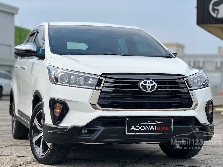Jual Mobil Toyota Kijang Innova 2021 Venturer 2.4 di DKI Jakarta Automatic MPV Putih Rp 440.000.000