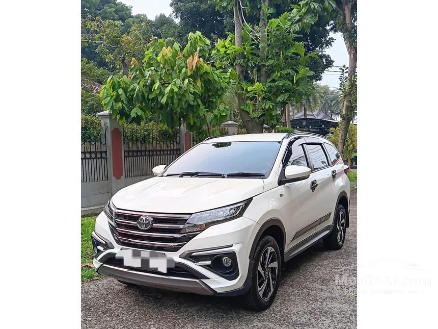Jual Mobil Toyota Rush 2022 S GR Sport 1.5 di Jawa Barat Automatic SUV Putih Rp 239.000.000