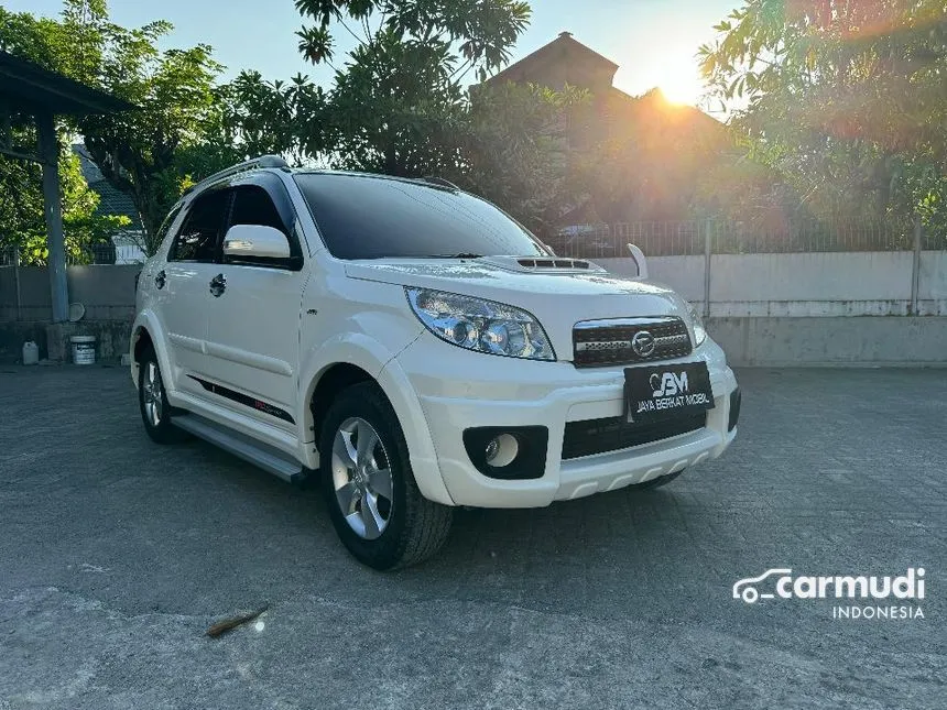 Jual Mobil Daihatsu Terios 2012 TX 1.5 di Jawa Timur Manual SUV Putih Rp 130.000.000