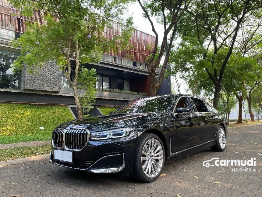 Jual Mobil BMW 740Li 2020 Opulence 3.0 di Banten Automatic Sedan Hitam Rp 1.135.000.000