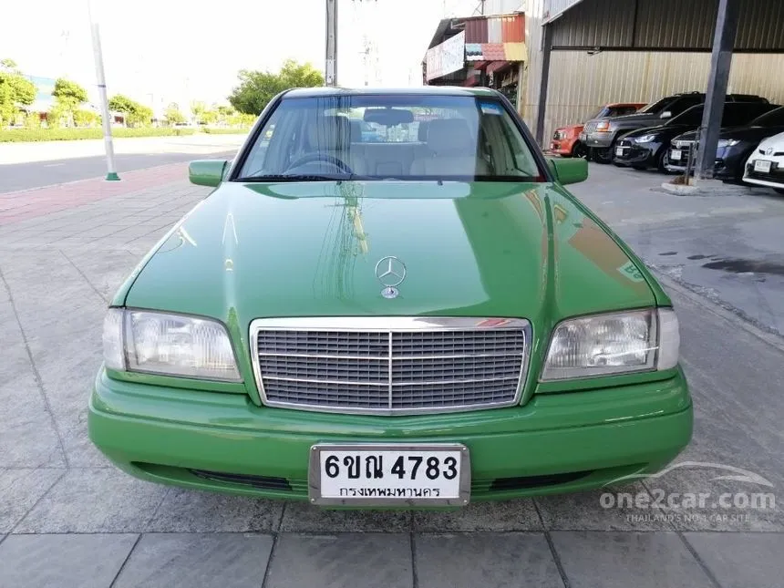 1997 Mercedes-Benz C180 Sedan