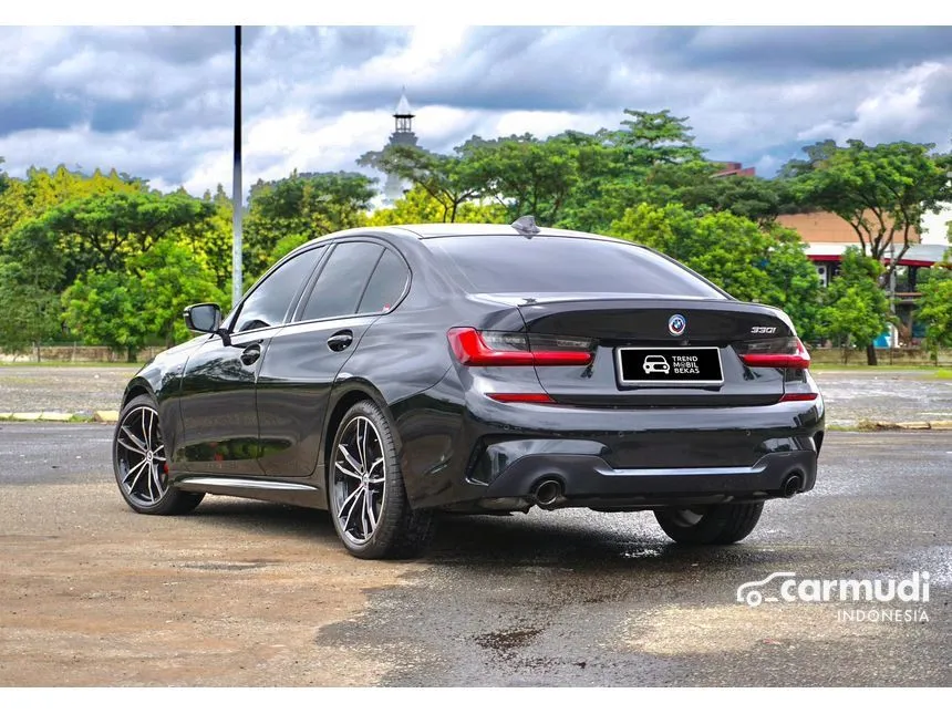 2022 BMW 330i M Sport Sedan