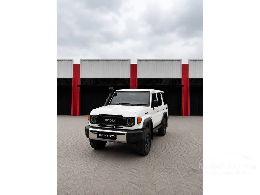 2024 Toyota Land Cruiser 70 LX SUV