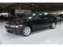 2003 BMW 523i 2.4 E39 (ปี 95-04) Comfort Sedan