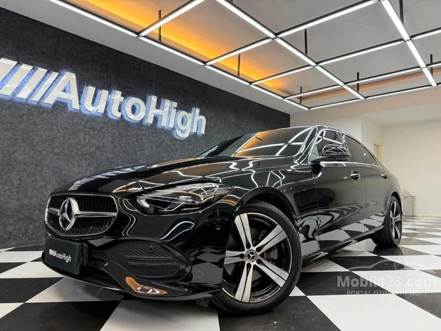 2023 Mercedes-Benz C200 Avantgarde Line Sedan