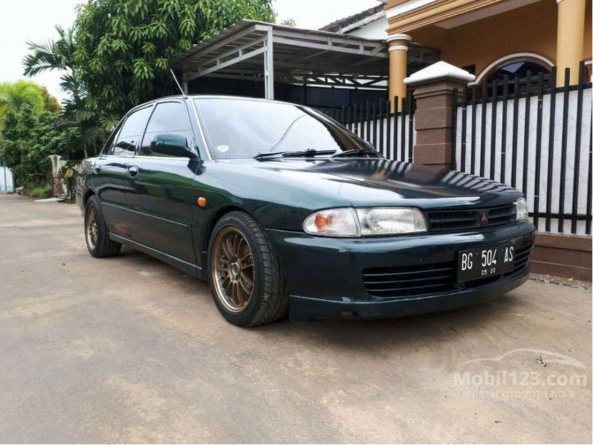 Jual Mobil  Mitsubishi Lancer  1995 1 6 di Sumatera Selatan 