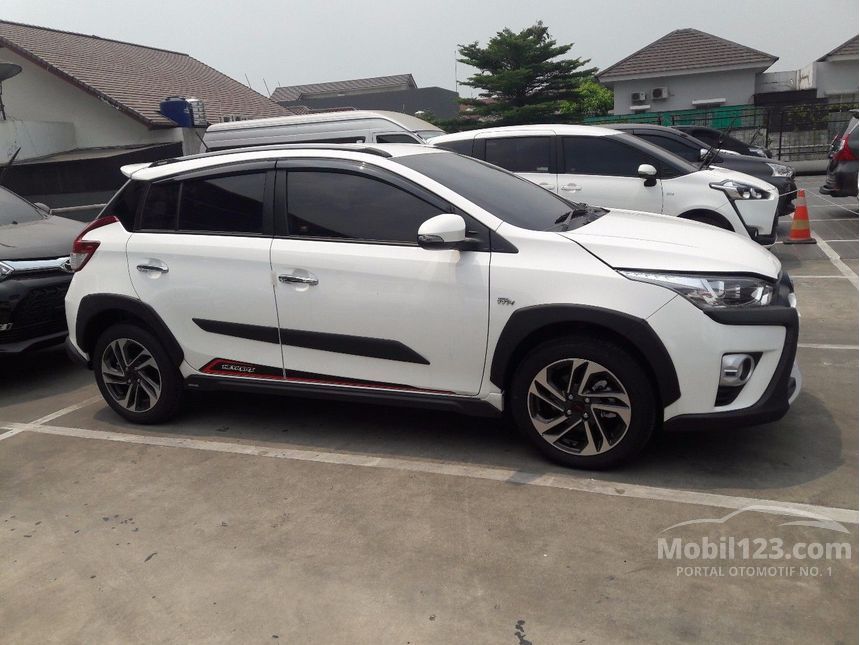 Jual Mobil  Toyota  Yaris  2019 TRD  Sportivo  Heykers 1 5 di 