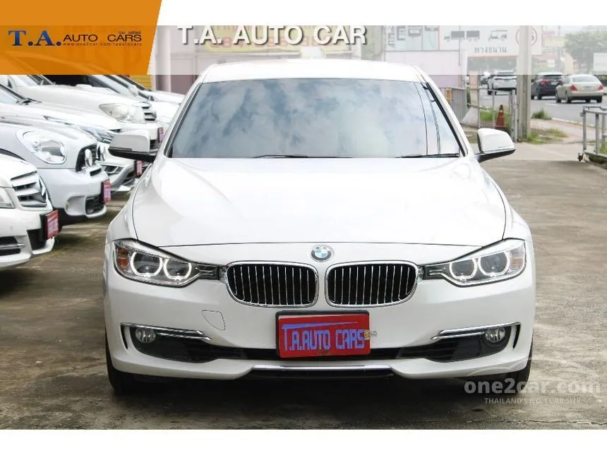 2015 BMW 320i Sedan