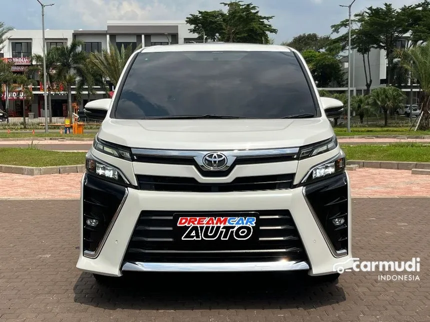 2020 Toyota Voxy MPV