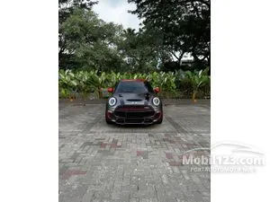 2017 MINI Cooper 2.0 S John Cooper Works 3 Door Hatchback