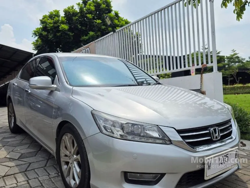 Jual Mobil Honda Accord 2013 VTi