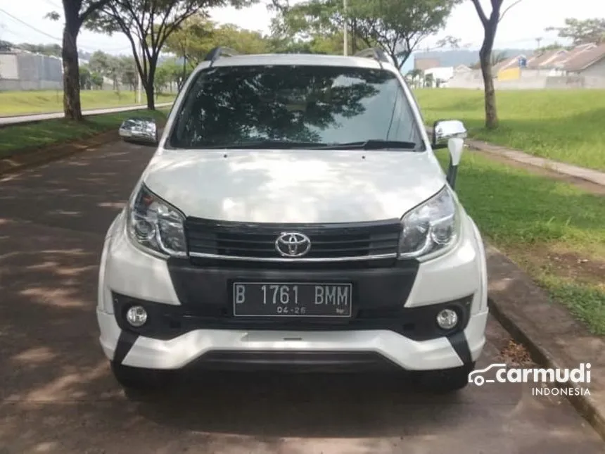 Jual Mobil Toyota Rush 2015 TRD Sportivo 1.5 di Jawa Barat Automatic SUV Putih Rp 155.000.000