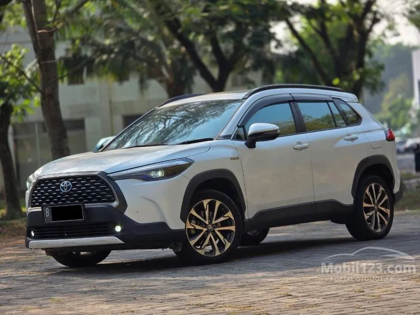 2021 Toyota Corolla Cross Hybrid SUV