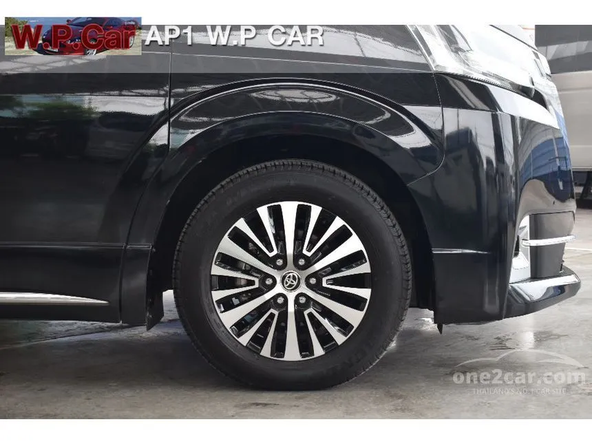 2020 Toyota Majesty Premium Van