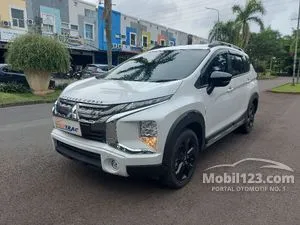 2020 Mitsubishi Xpander Cross 1.5 Rockford Fosgate Black Edition MPV
