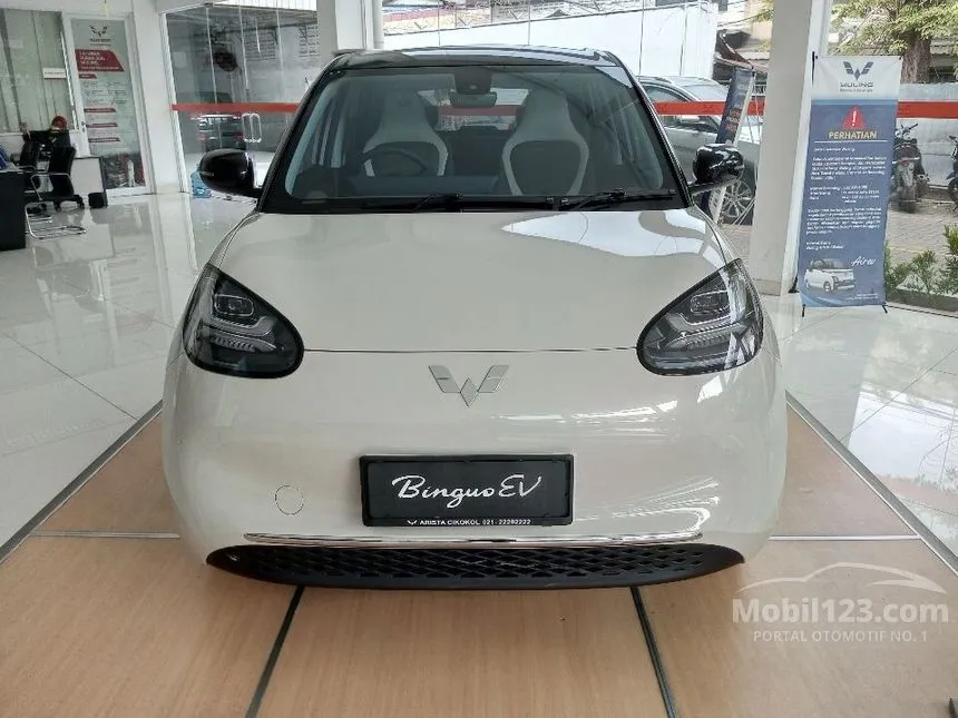 Jual Mobil Wuling Binguo EV 2024 410Km Premium Range di Banten Automatic Hatchback Putih Rp 326.000.000