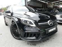 2017 Mercedes-Benz GLA45 AMG 2.0 4MATIC ( Under Warranty Till 2021 )