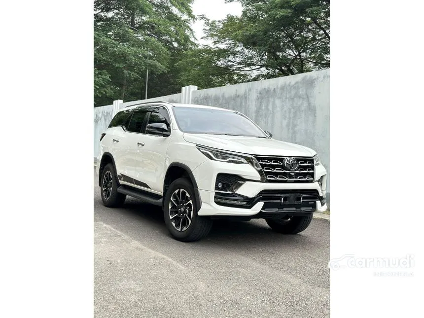2022 Toyota Fortuner VRZ 4X2 SUV