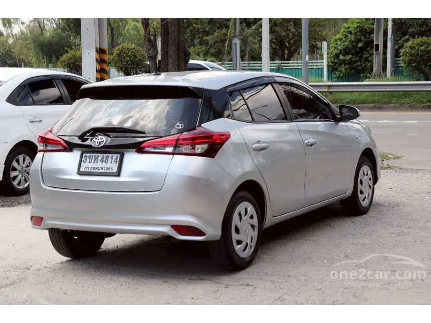 2023 Toyota YARIS Entry Hatchback
