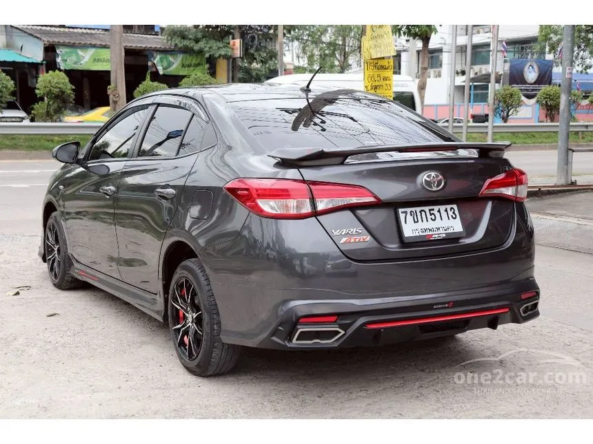 2022 Toyota Yaris Ativ Entry Sedan