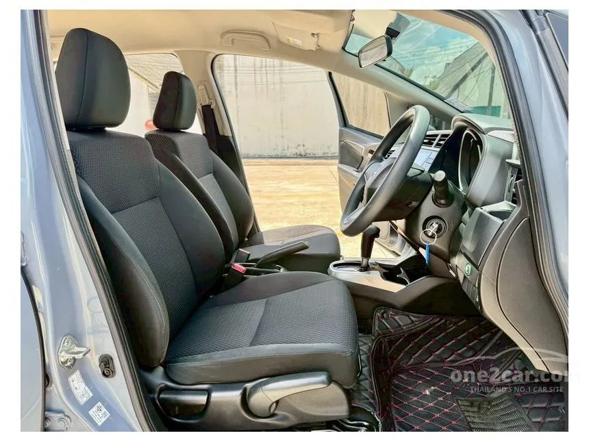 2022 Honda JAZZ S Hatchback