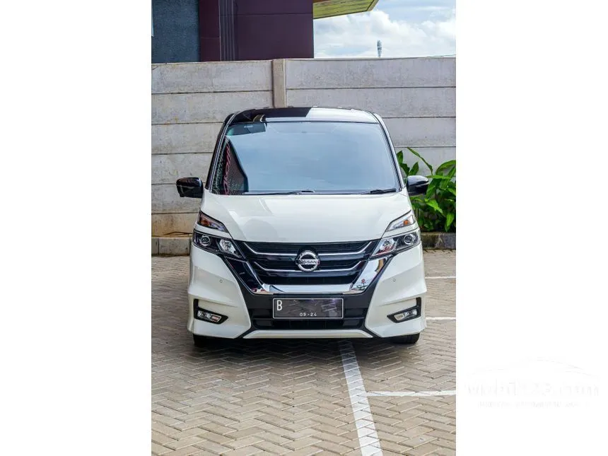Jual Mobil Nissan Serena 2019 Highway Star 2.0 di Jawa Barat Automatic MPV Putih Rp 333.000.000