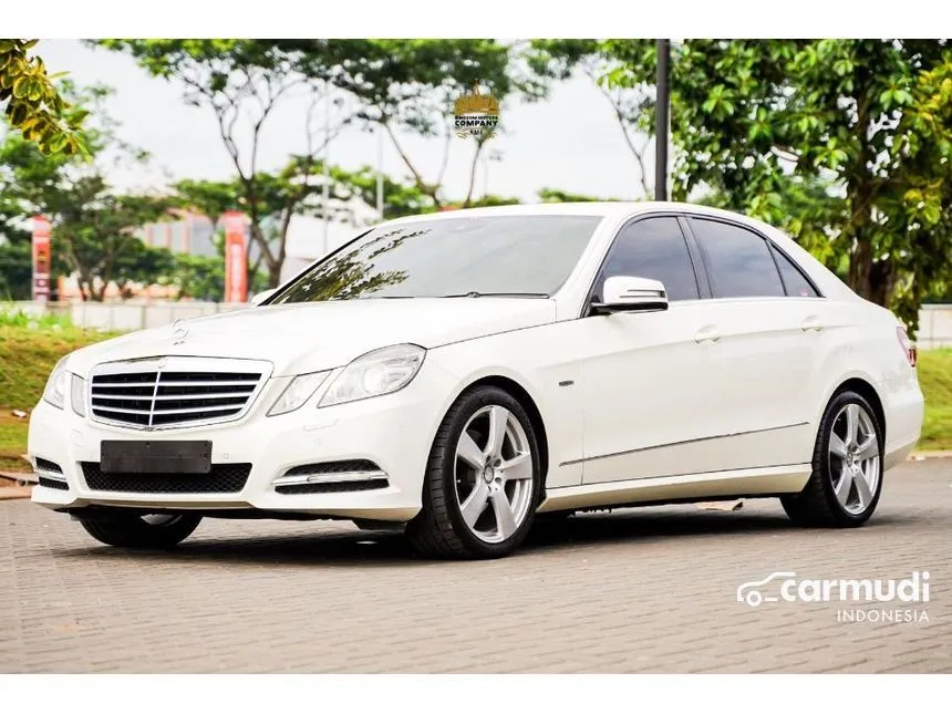 2012 Mercedes-Benz E250 CGI Avantgarde Sedan