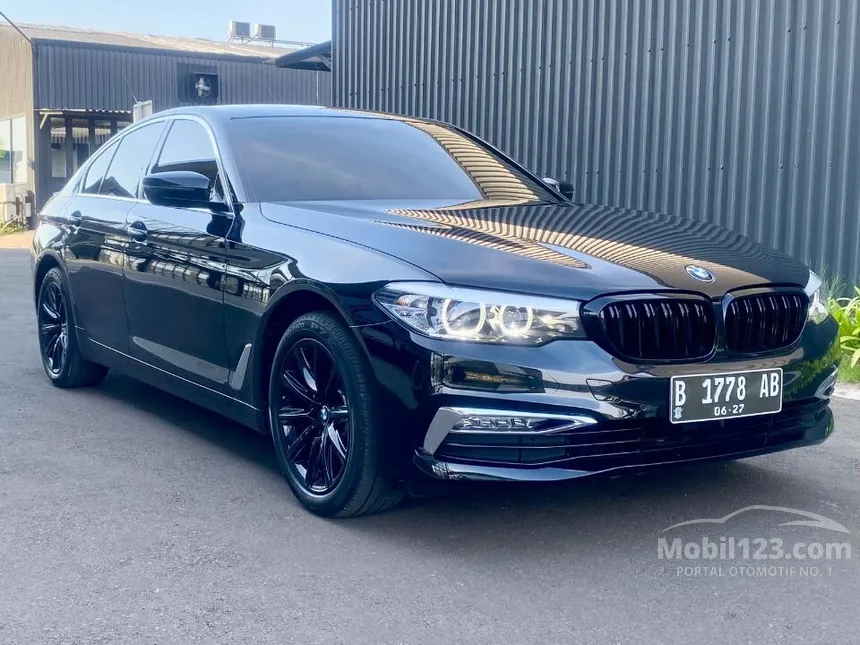 Jual Mobil BMW 520i 2018 Luxury 2.0 di DKI Jakarta Automatic Sedan Hitam Rp 568.000.000