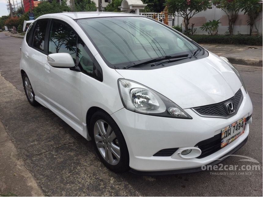 2009 Honda Jazz 1.5 (ปี 08-14) SV i-VTEC Hatchback AT for sale on One2car