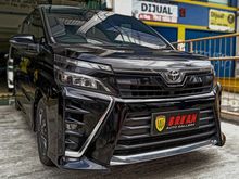 2018 Toyota Voxy 2.0 R80 Wagon