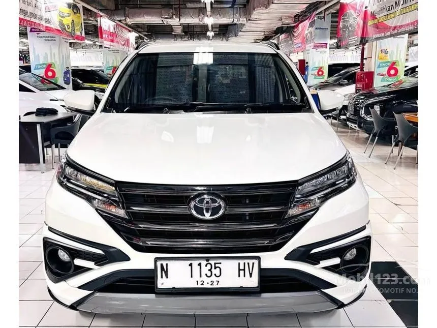 Jual Mobil Toyota Rush 2022 GR Sport 1.5 di Jawa Timur Automatic SUV Putih Rp 240.000.000