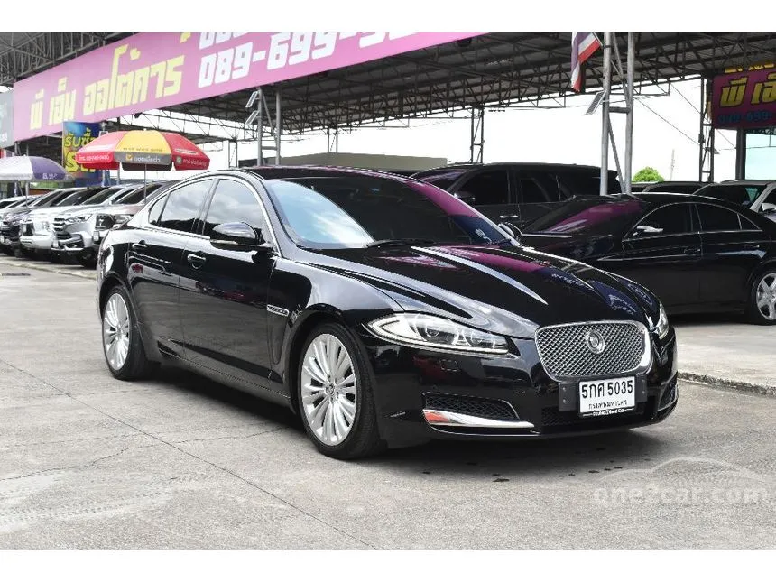 2012 Jaguar XF Sedan