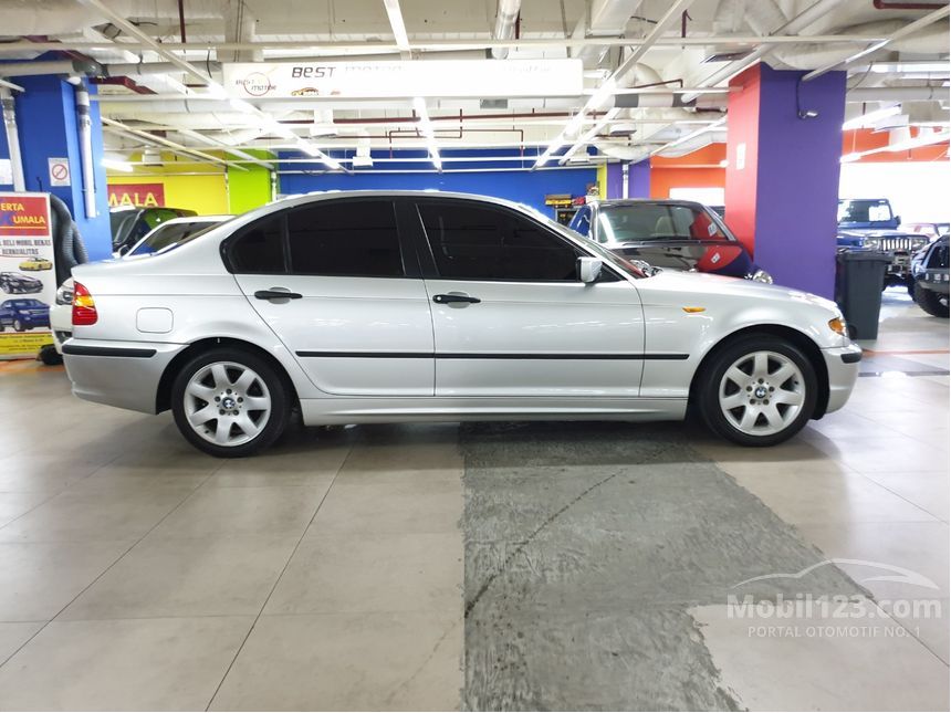 Jual Mobil BMW 318i 2003 E46 2.0 di DKI Jakarta Automatic Sedan Silver 