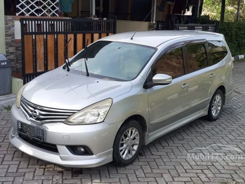 Jual Mobil Nissan Grand Livina 2014 Highway Star 1.5 di Banten Automatic MPV Silver Rp 118.000.000