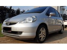 Honda Jazz 1.5 i-DSI 2005 tangan pertama full orisinil