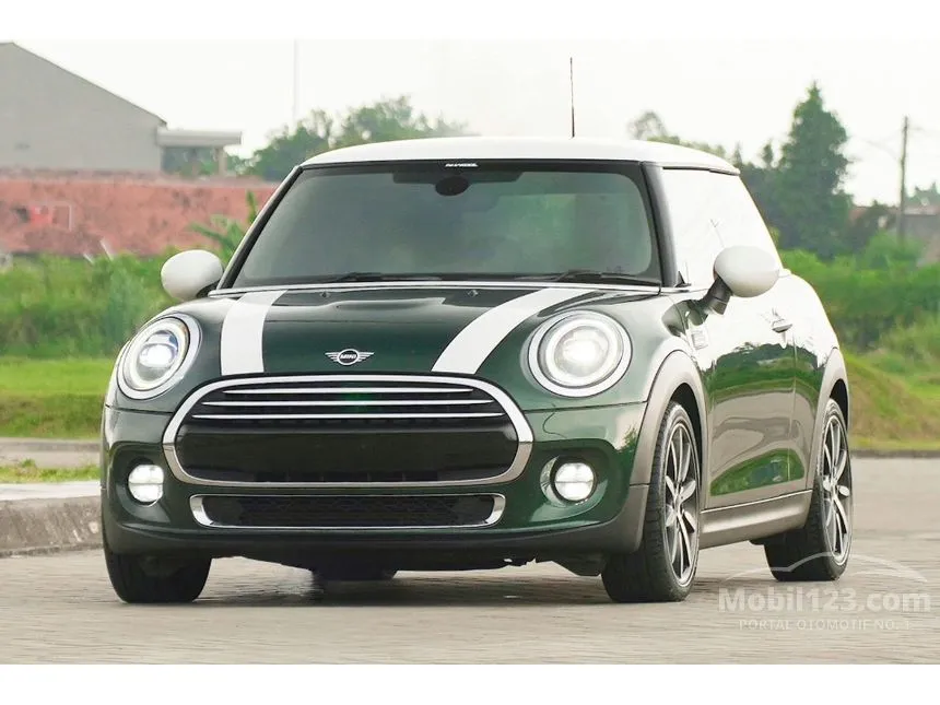 2018 MINI Cooper 3 Door Hatchback