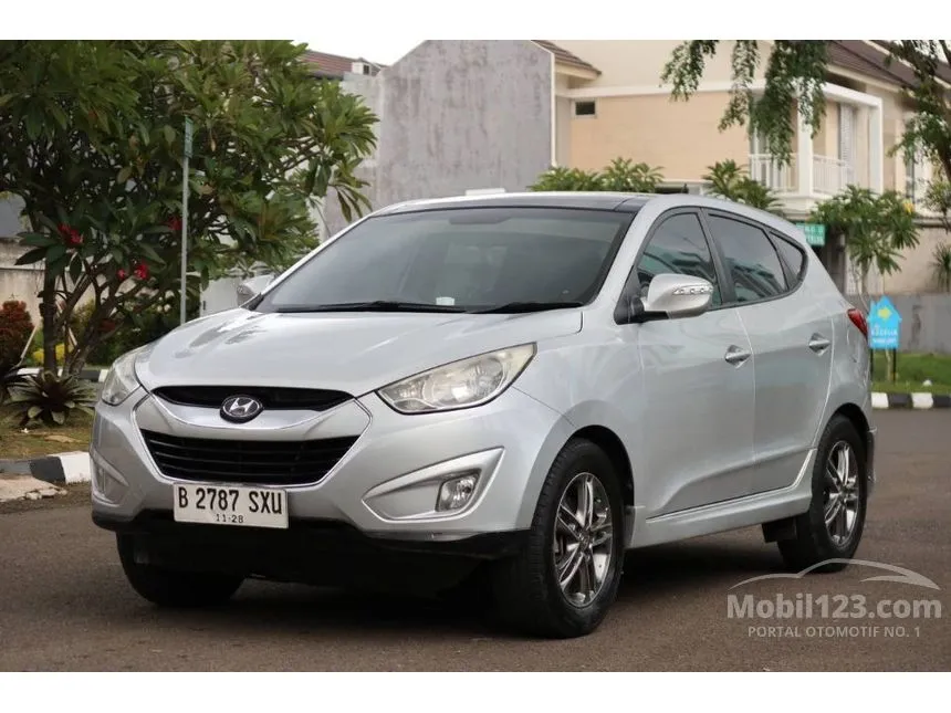 Jual Mobil Hyundai Tucson 2013 XG 2.0 di DKI Jakarta Automatic SUV Silver Rp 145.000.000