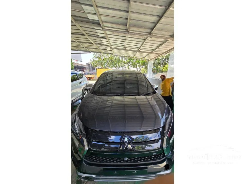 Jual Mobil Mitsubishi Xpander 2024 ULTIMATE 1.5 di Jawa Barat Automatic Wagon Abu