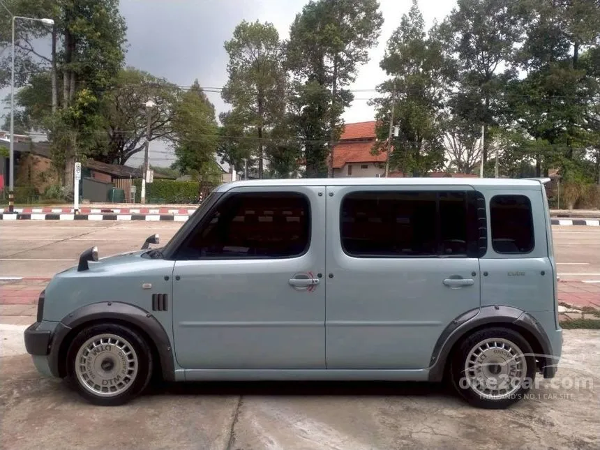 2012 Nissan CUBE 3 Hatchback